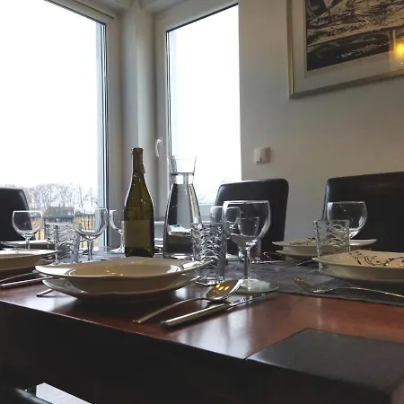 Aurea فيلة نوفي فاربنو